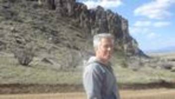 Affäre um Sexualstraftäter: US-Opposition: Justizministerium löschte Epstein-Datei