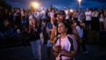 Terroranschlag am Bondi Beach: Tausende gedenken in ganz Australien der Getöteten vom Bondi Beach