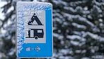 Urlaub in kalter Jahreszeit: Offene Campingplätze locken Winterfans in Hessens Natur