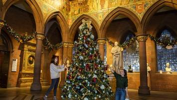 weihnachtsmythen, weihnachtswünsche und die suche nach frieden