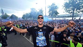 hsv-stürmer glatzel ehrlich: „meine erwartungshaltung war eine andere...“