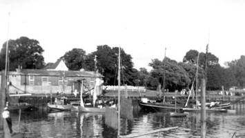 Historische Fotos von der Elbe: So florierte der Hafen vor 100 Jahren
