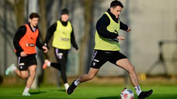 FC St. Pauli: Sorge um Martijn Kaars – so schlimm hat es den Torjäger erwischt