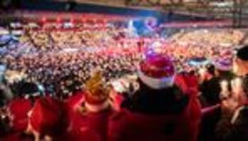 Fußball-Bundesliga: Das Union-Original: Weihnachtssingen in der Alten Försterei