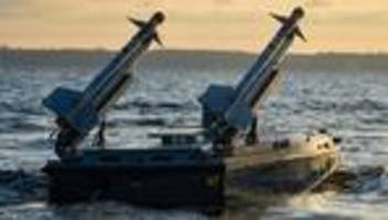 Krieg gegen die Ukraine: Russland meldet beschädigte Schiffe nach ukrainischem Drohnenangriff