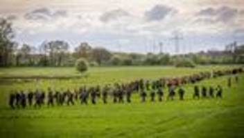 Ungeklärte Schicksale: Vermisste Menschen – Welche Hilfe gibt es für Angehörige?