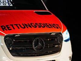 eine person schwer verletzt: polizei wird in verl zu axt-angriff gerufen