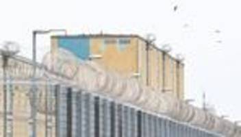 Weihnachten: Tabak und Festessen an den Feiertagen im Gefängnis