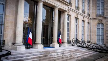 diebstahl im Élysée-palast? mann soll inventar im netz verscherbelt haben