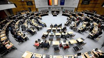 So viel mehr Geld bekommen die Berliner Abgeordneten 2026