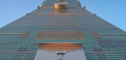 extremklettern: wenn alex honnold in taipeh abstürzt, kann ihm die ganze welt dabei zuschauen