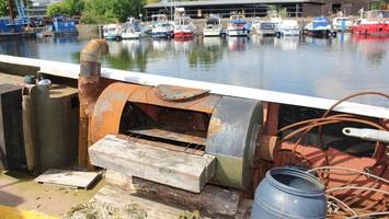Lost Place an der Elbe: Warum „Traumschiff“ abgewrackt werden soll