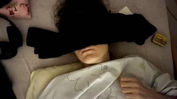 „lebendig begraben“ im altenheim: so leidet eine 39-jährige unter post-covid