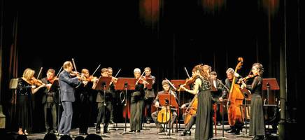 „Gehört zur DNA von Augsburg“: Die Hofkapelle München geht auf Schlittenfahrt mit Mozart-Vater Leopold