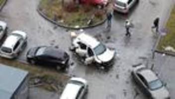 russland: zwei polizisten bei mutmaßlicher explosion in moskau verletzt