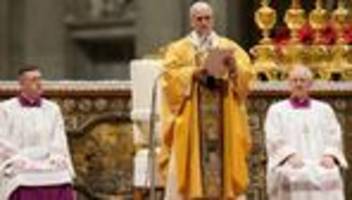 Weihnachten in Rom: Papst Leo XIV. feiert Christmette - Menschlichkeit angemahnt