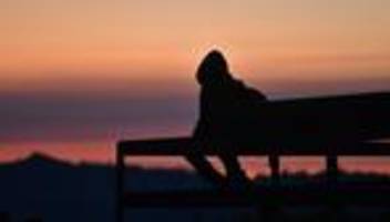 Soziale Investitionen: Kommunen fordern stärkeren Einsatz gegen wachsende Einsamkeit