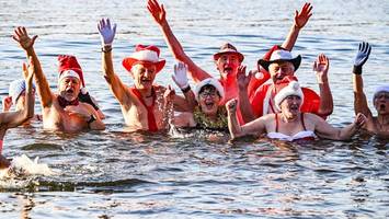 Weihnachtsbaden im eiskalten Orankesee – „Es ist wie eine Sucht“