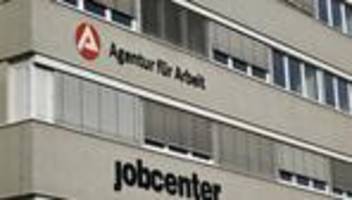 Arbeitsmarkt: Von der Uni zum Arbeitsamt? Experten sehen Risiken