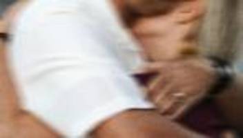 attraktivität: wir wollen wissen, wer für uns da ist, wenn wir fallen