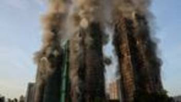 hochhausbrand in hongkong: unter der knute der volksrepublik