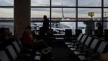 USA: Winterstürme sorgen für hunderte gestrichene Flüge in den USA