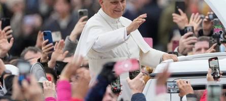 Was der Papst morgens um drei Uhr treibt