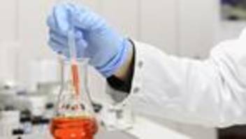 Forderungen an Berlin: Minister zur Chemieindustrie: Wir müssen in den Krisenmodus