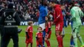 Premier League: Diogo Jotas Söhne als Einlaufkinder beim Liverpool-Spiel