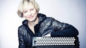 Claudia Buder: Das Akkordeon hat sich neue Welten erschlossen