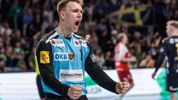 füchse berlin gewinnen gegen göppingen und binden dhb-profis