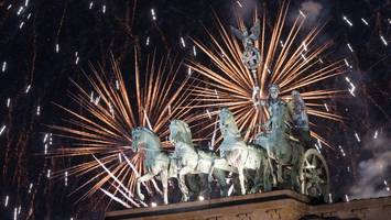 Silvester-Party am Brandenburger Tor:  Die wichtigsten Infos zu „Yeah 2026“