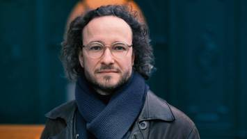 Trauerfeier mit Betonung auf Feier