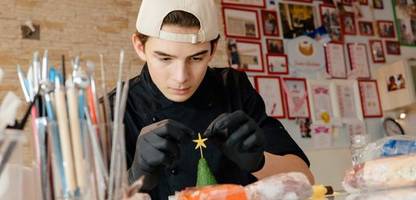 15-jähriger tortenbäcker aus Österreich: »für eine wettbewerbstorte brauche ich etwa 100 stunden«