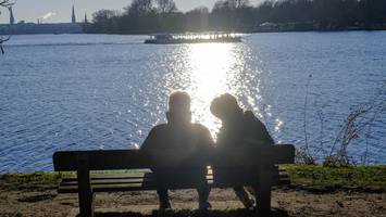 Hamburger Zukunftsforscher: So überraschend blicken die Menschen auf 2026