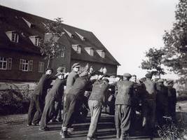 Heilkräuterforschung der SS: Himmlers Sklaven-Garten