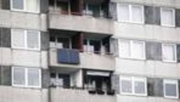 Strom aus Sonnenlicht: Bürger installieren Hunderttausende Balkonkraftwerke