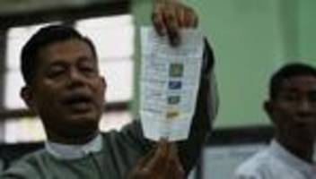 Votum im Bürgerkriegsland: Scheinwahl in Myanmar: Junta will Macht legitimieren