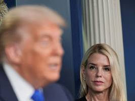 Pam Bondi: Trumps Justizministerin, dem Präsidenten stets zu Diensten