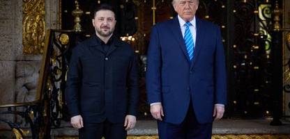 Donald Trump und Wolodymyr Selenskyj halten Pressekonferenz in Mar-a-Lago