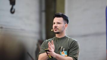 ex-veganer niko rittenau isst wieder fleisch – und erntet morddrohungen