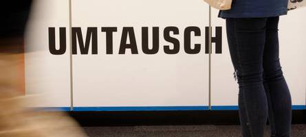 Umtausch eskaliert: Polizeieinsatz nach Gewaltausbruch in Augsburger Laden