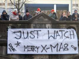 Eisbachwelle: München, du glückliche Stadt