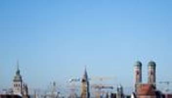 Wachstum: Konjunkturprognose: Bayerns Wirtschaft wächst 2026 schwach