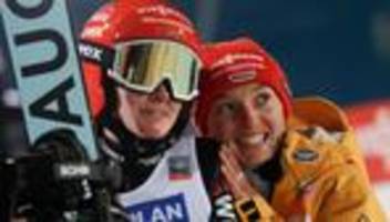 Wintersport: Two-Nights-Tour der Springerinnen: Geld statt Shampoo