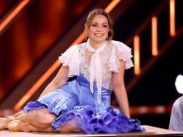 haare ab zum jahreswechsel: christina hänni überrascht mit neuem look für 2026