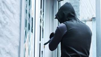 hamburger polizei beschert drei mutmaßlichen einbrechern unfröhliche weihnachten