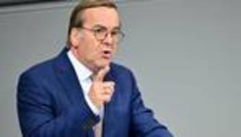 Bundeswehr: Pistorius: Vorfälle bei Fallschirmjägern sind erschütternd