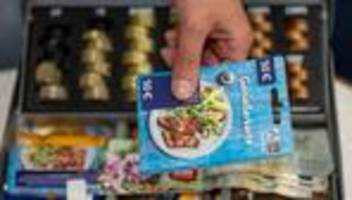 Migration: Warum Wechselstuben Bezahlkarten für Geflüchtete umtauschen