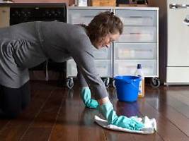 Die meisten umgehen Anmeldung : 90 Prozent der Haushaltshilfen werden schwarz beschäftigt